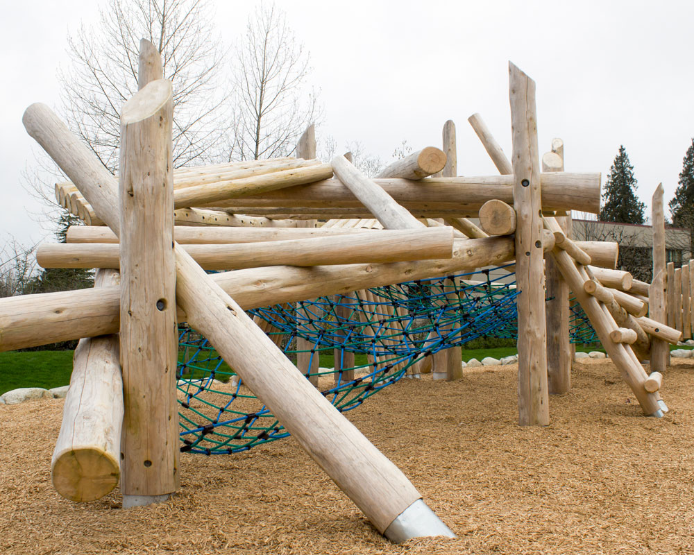 Cour à bois - Natural solid wood playgrounds